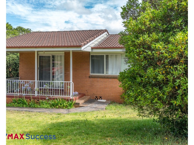 17 Chopin Street, Rockville QLD 4350