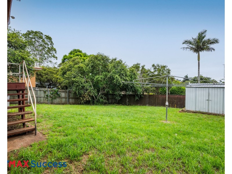 17 Chopin Street, Rockville QLD 4350