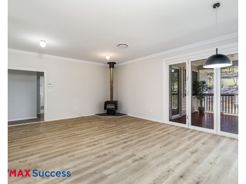 70 Dobel Drive, Upper Lockyer QLD 4352