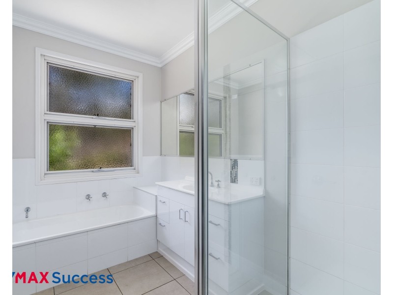 70 Dobel Drive, Upper Lockyer QLD 4352