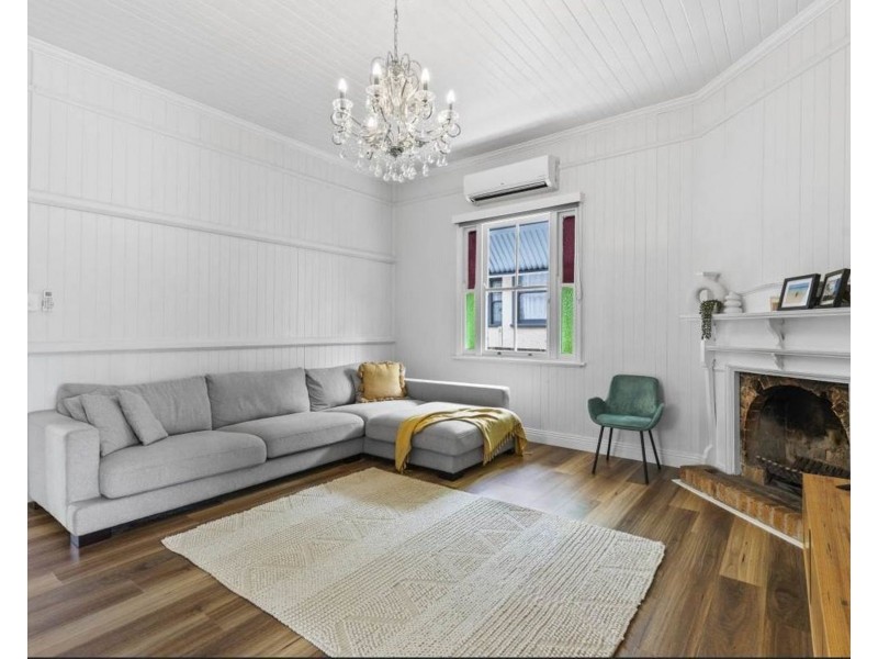 227 Hume Street, South Toowoomba QLD 4350