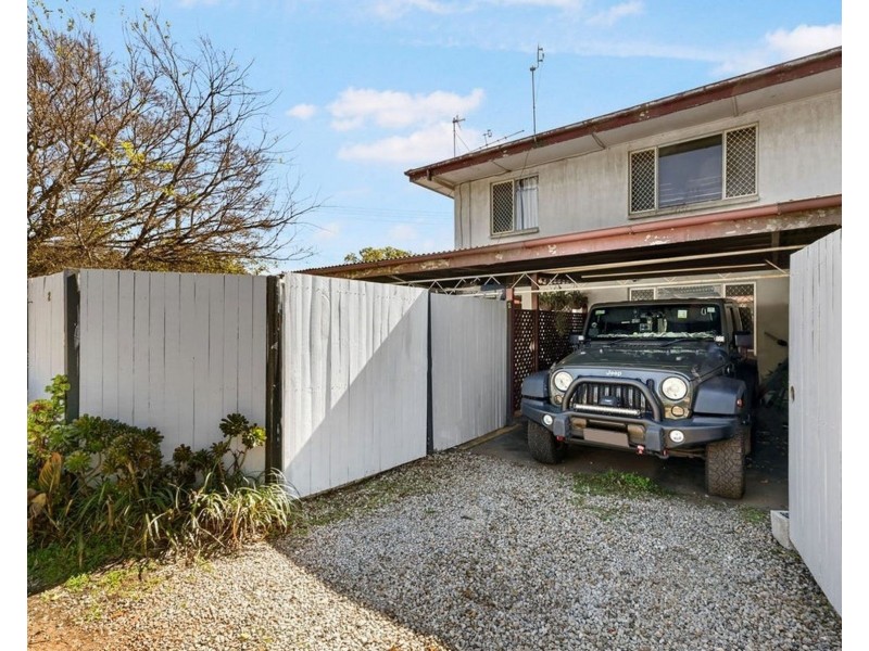 2/85 Hill Street, Newtown QLD 4350