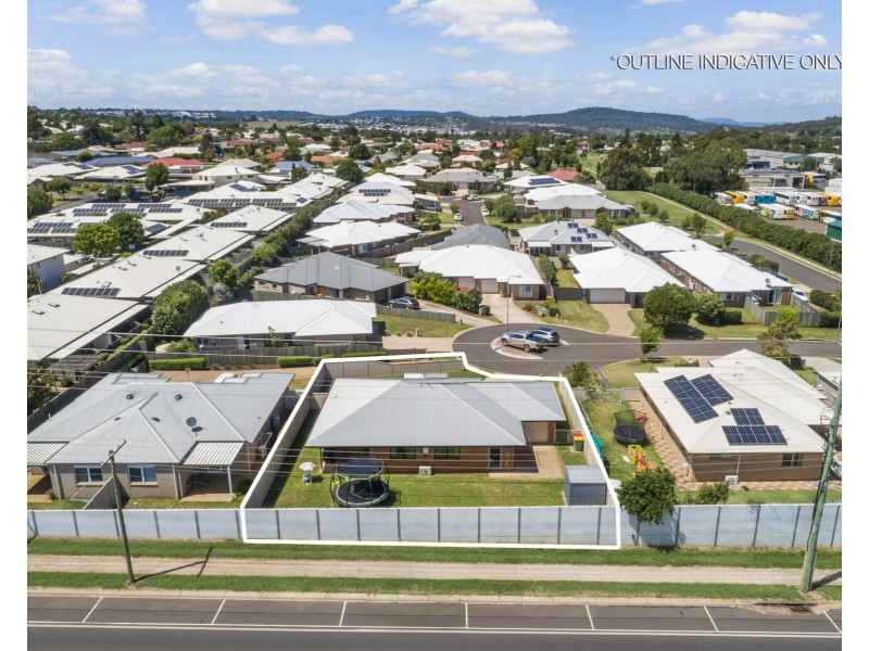 5 Whitley Court, Glenvale QLD 4350
