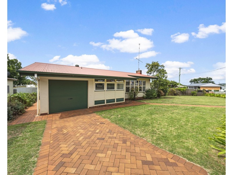 291 South Street, Harristown QLD 4350