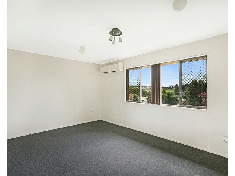 18 Festival Street, Rockville QLD 4350