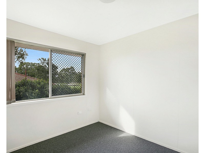 18 Festival Street, Rockville QLD 4350