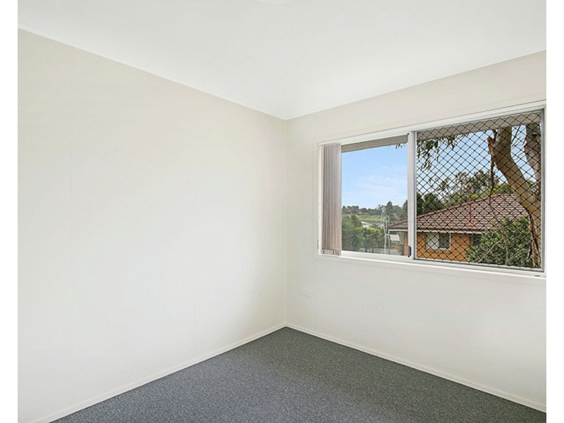 18 Festival Street, Rockville QLD 4350