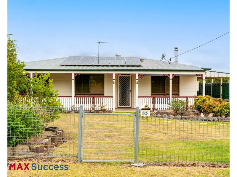23 Balfour Street, Wyreema QLD 4352