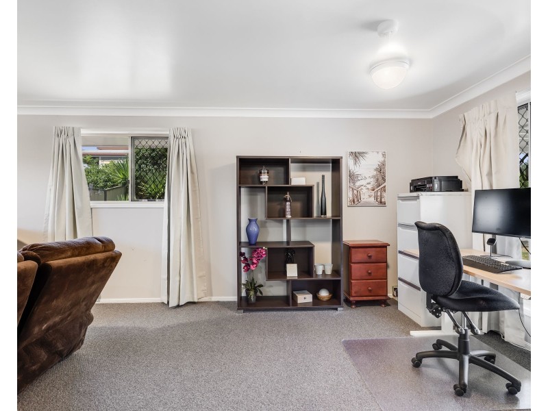 12 Westfield Drive, Westbrook QLD 4350