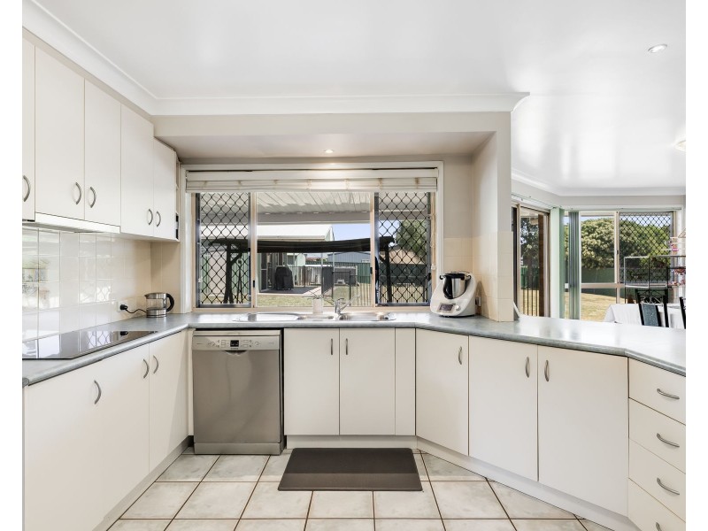 12 Westfield Drive, Westbrook QLD 4350