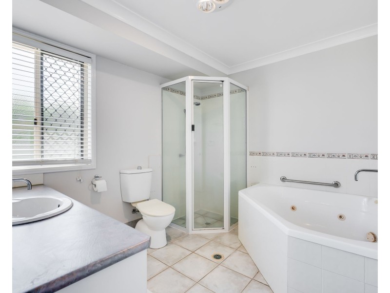 12 Westfield Drive, Westbrook QLD 4350