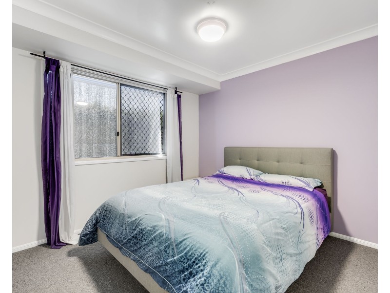 12 Westfield Drive, Westbrook QLD 4350