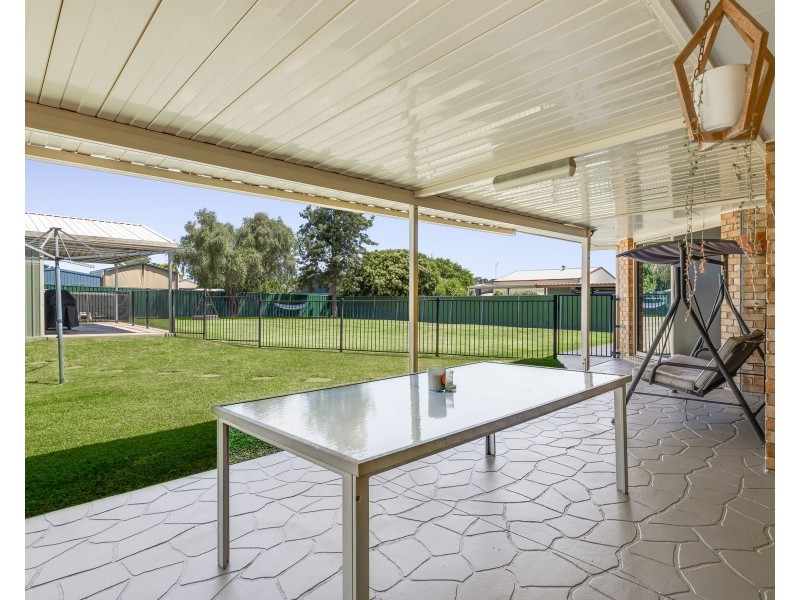 12 Westfield Drive, Westbrook QLD 4350