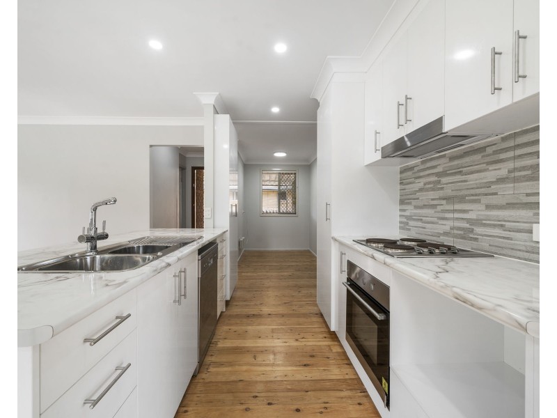 1 Balanga Court, South Toowoomba QLD 4350