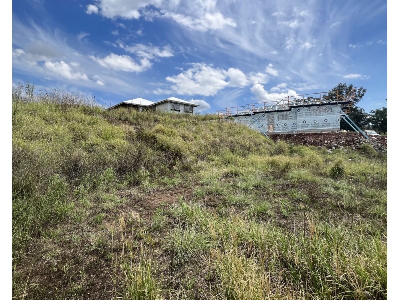 65 Reserve Road, Cranley QLD 4350