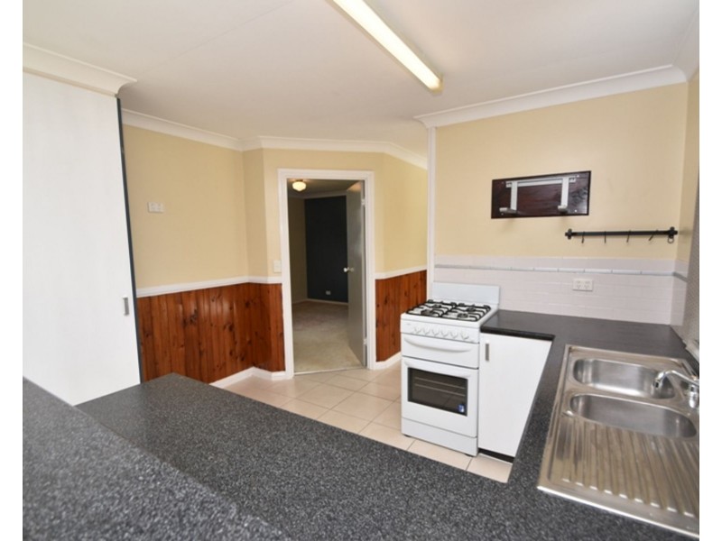 152 Hursley Road, Glenvale QLD 4350