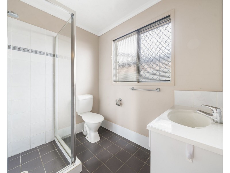 1/59 Hamilton Street, Newtown QLD 4350