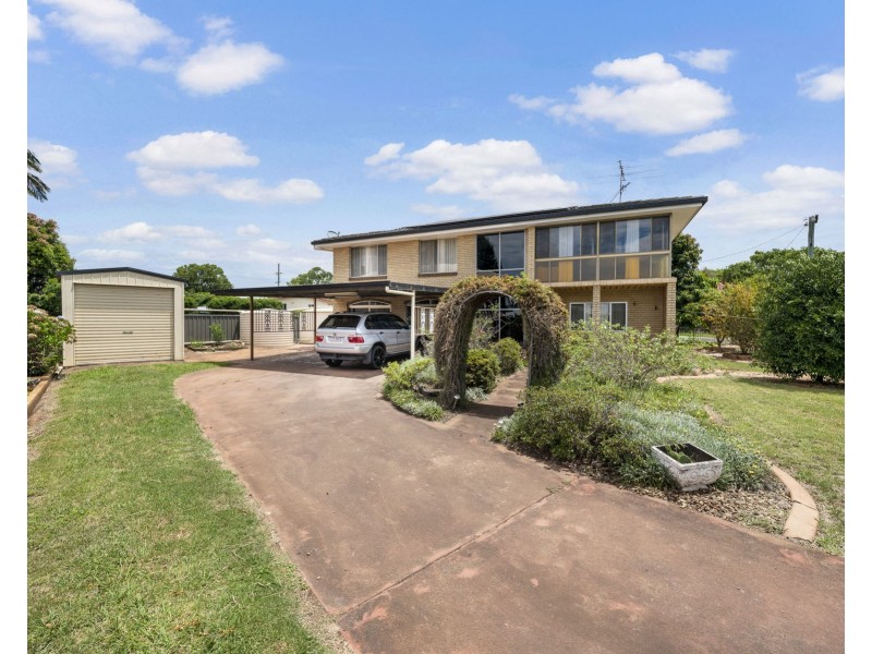 2 Charles Street, Newtown QLD 4350