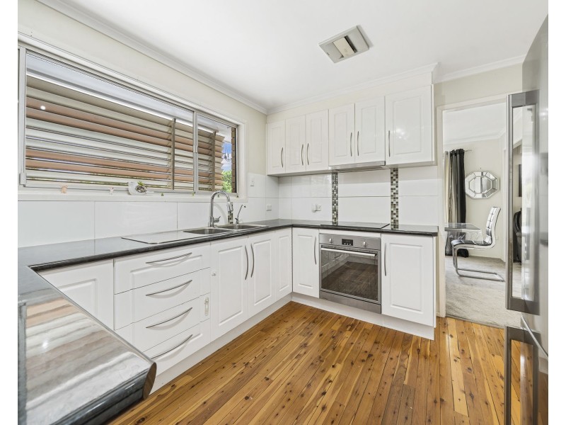 2 Charles Street, Newtown QLD 4350