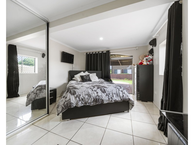 2 Charles Street, Newtown QLD 4350