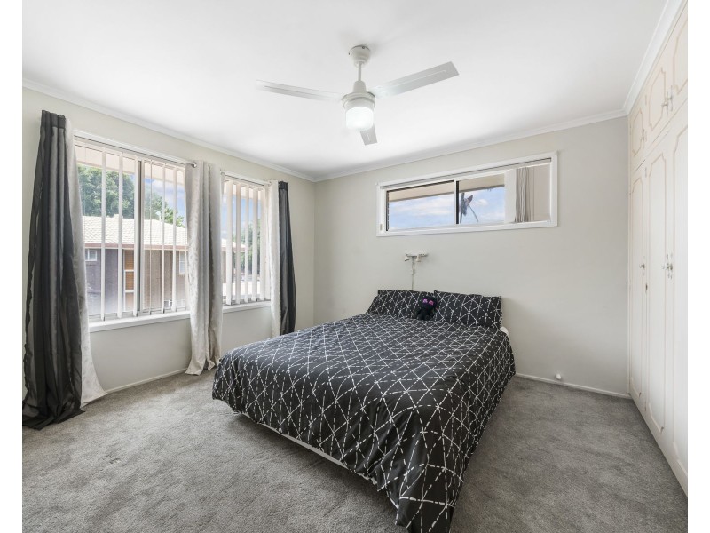 2 Charles Street, Newtown QLD 4350