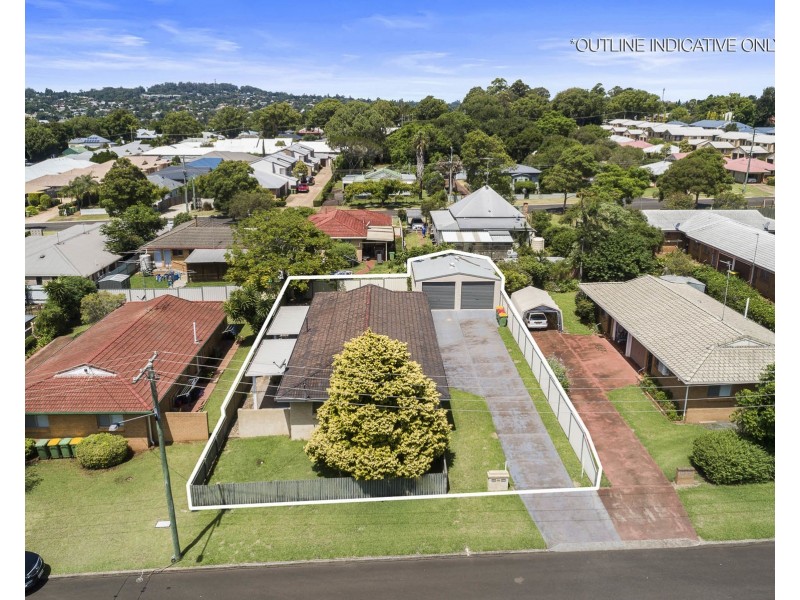18 Kirklees Street, Newtown QLD 4350