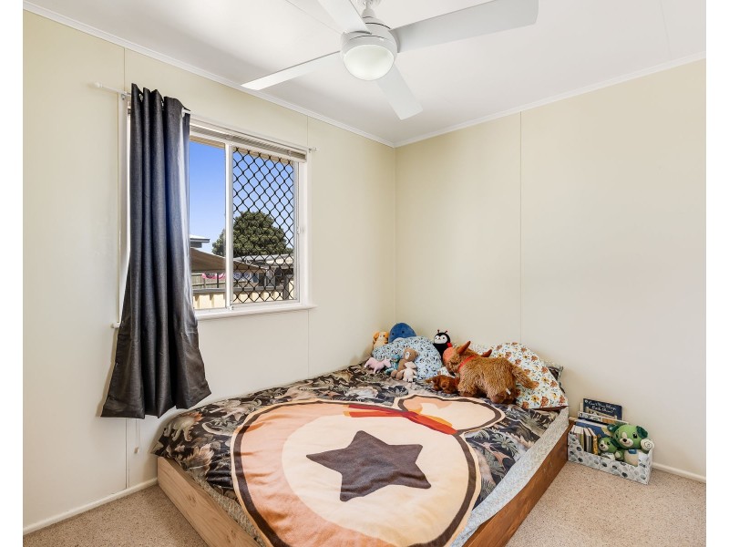 79 Hoey Street, Kearneys Spring QLD 4350