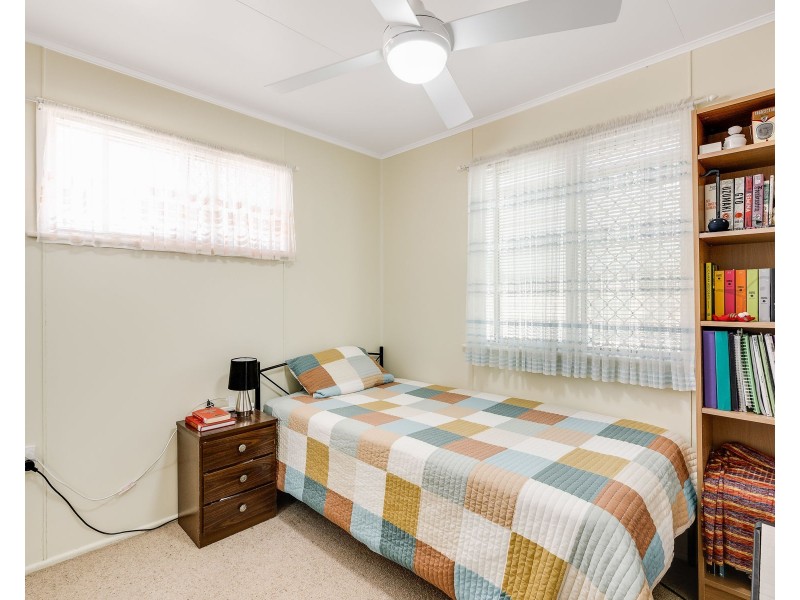 79 Hoey Street, Kearneys Spring QLD 4350