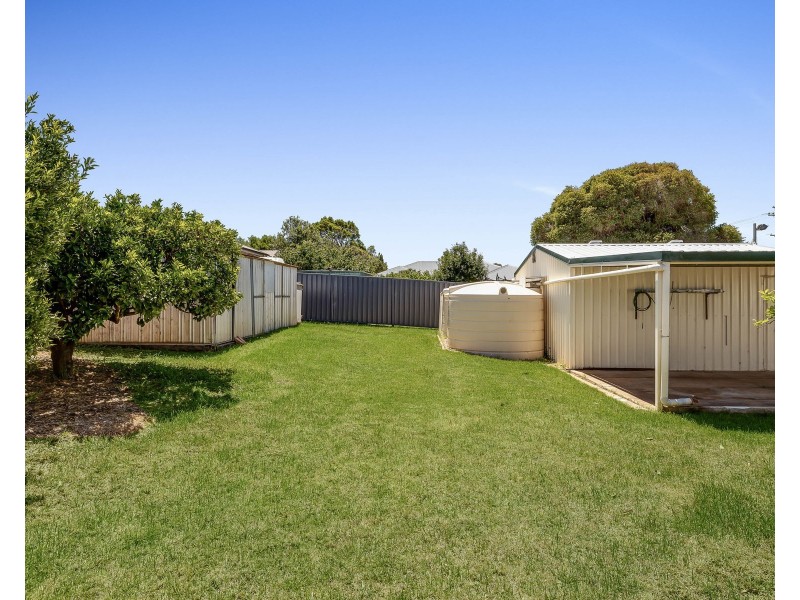 79 Hoey Street, Kearneys Spring QLD 4350