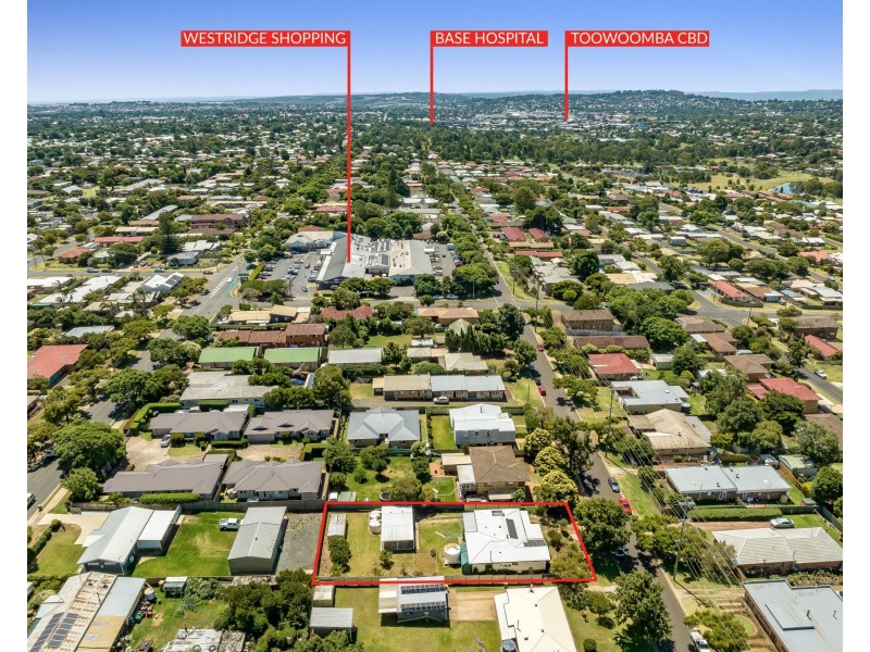 79 Hoey Street, Kearneys Spring QLD 4350