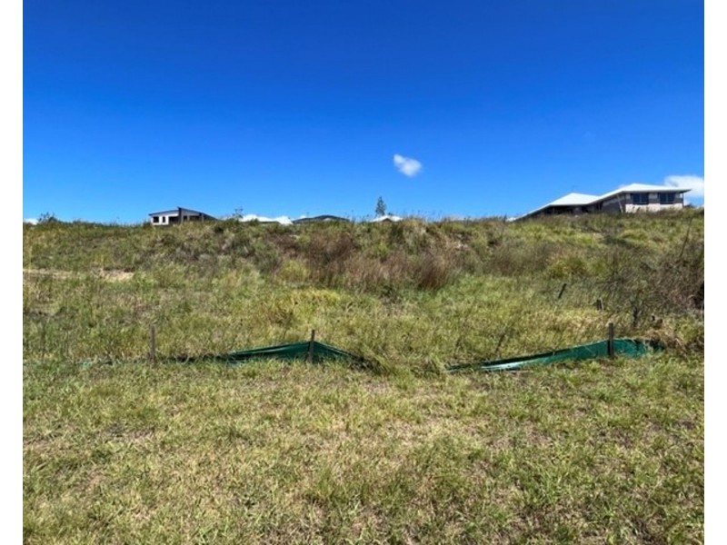 63 Reserve Road, Cranley QLD 4350