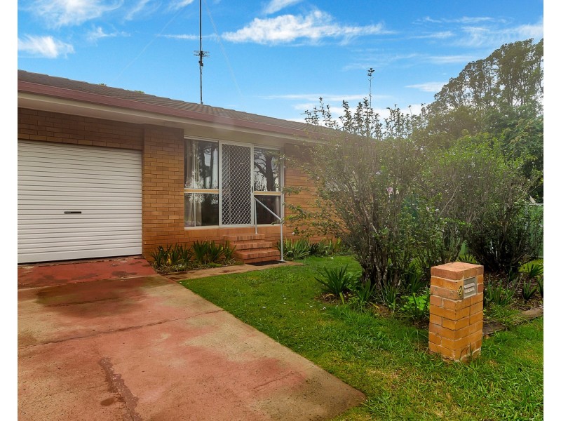 114 Curzon Street, Rangeville QLD 4350