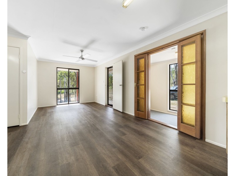 196 Koreelah Street, Upper Lockyer QLD 4352