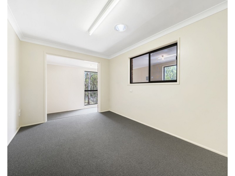 196 Koreelah Street, Upper Lockyer QLD 4352