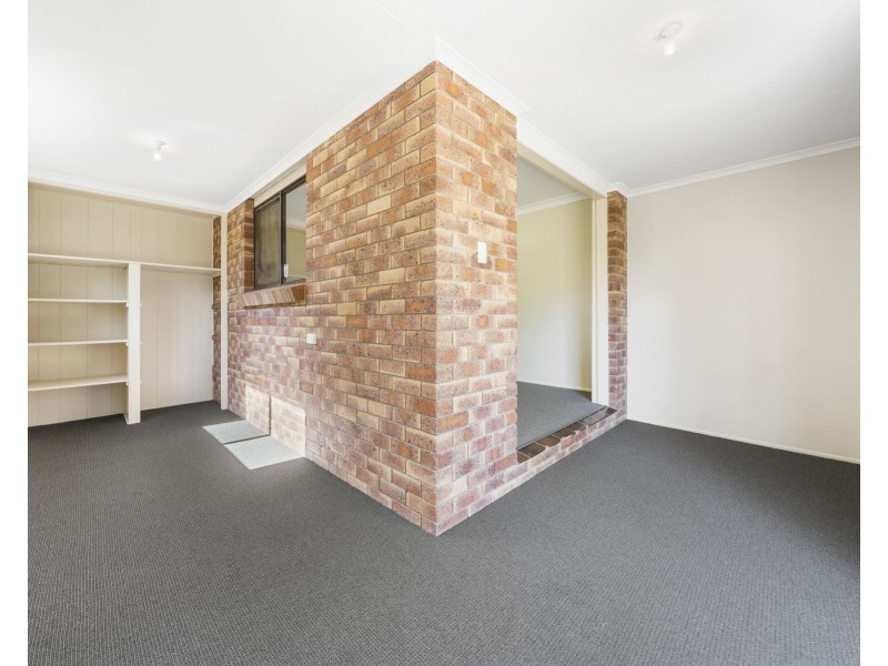 196 Koreelah Street, Upper Lockyer QLD 4352