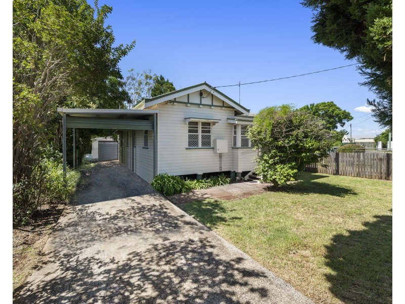 11 Albert Lane, Newtown QLD 4350