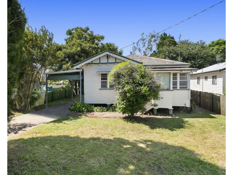 11 Albert Lane, Newtown QLD 4350
