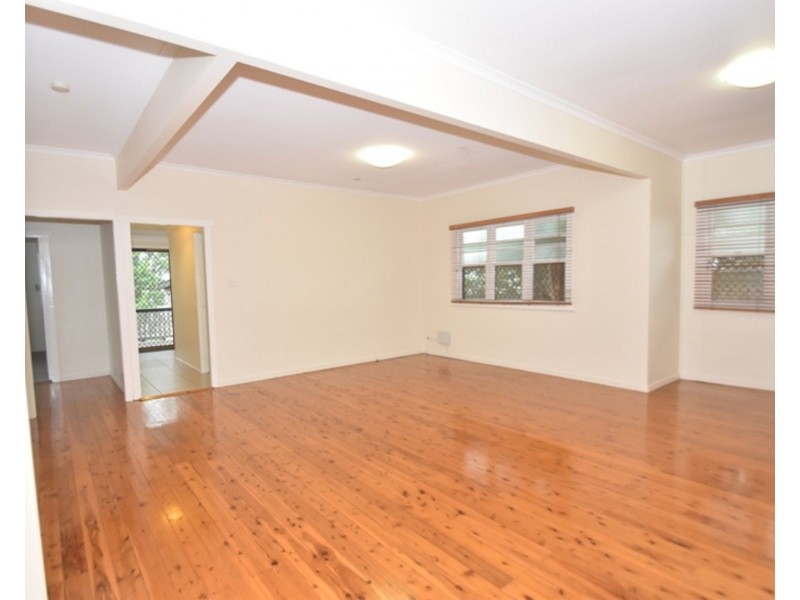 92A Curzon Street, East Toowoomba QLD 4350
