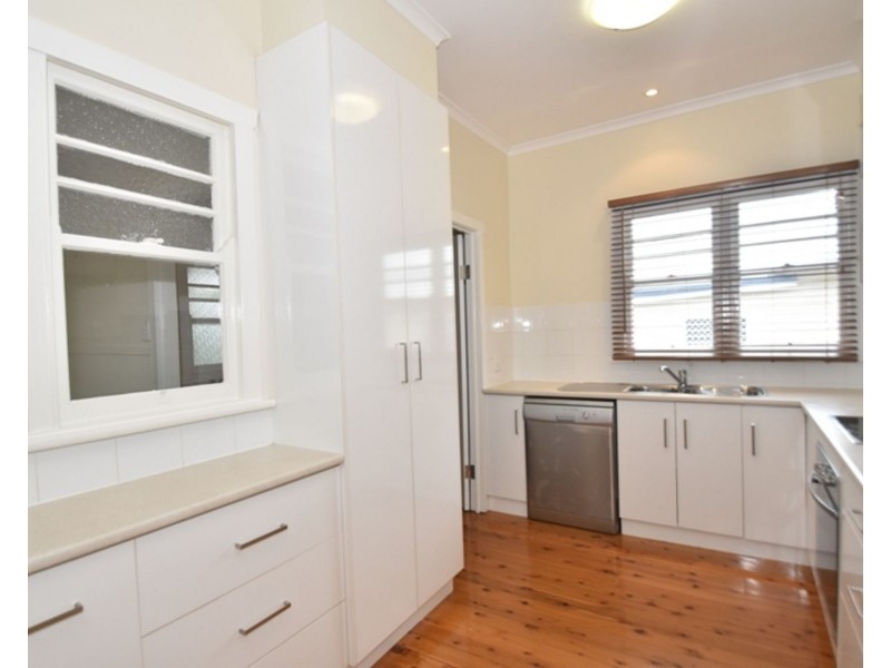 92A Curzon Street, East Toowoomba QLD 4350