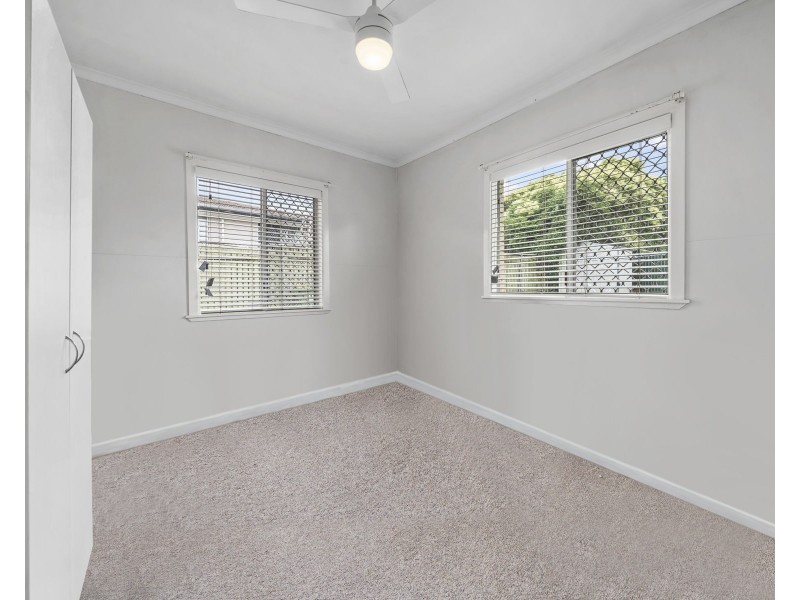 39 Martini Street, Mount Lofty QLD 4350