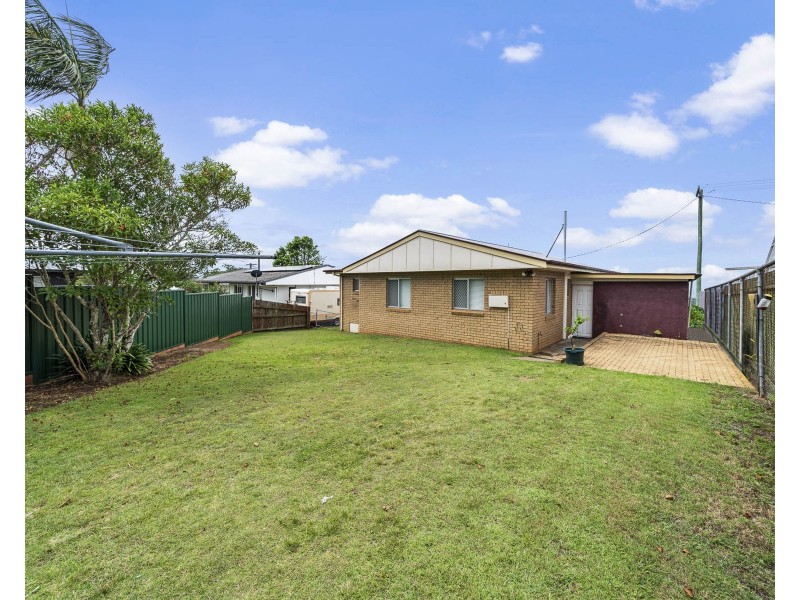 39 Martini Street, Mount Lofty QLD 4350