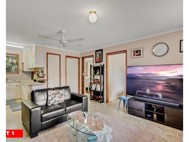 1 & 2/38 Crotty Street, Centenary Heights QLD 4350