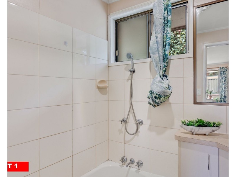 1 & 2/38 Crotty Street, Centenary Heights QLD 4350