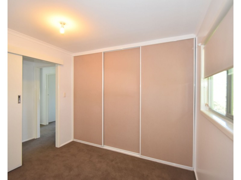 19 Coates Street, Centenary Heights QLD 4350