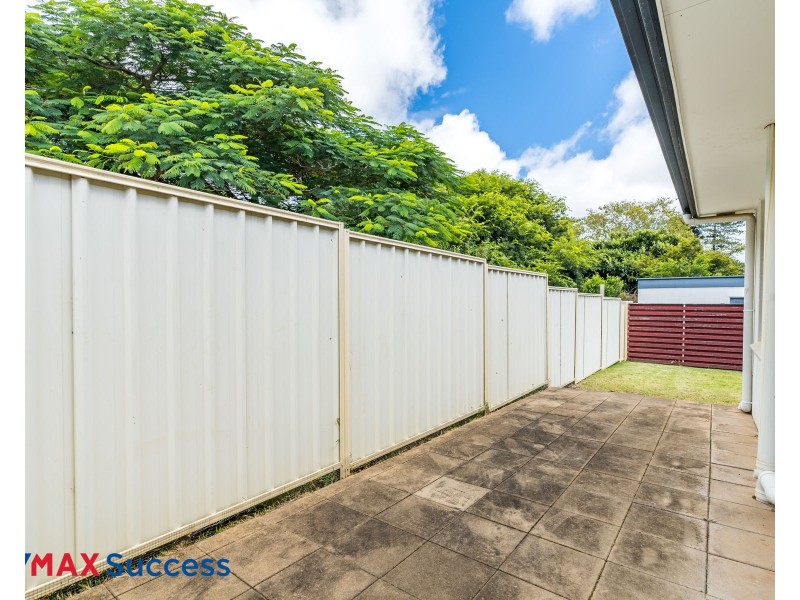 4/267A Geddes Street, Centenary Heights QLD 4350