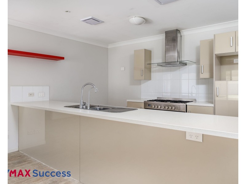 7 Alpine Court, Cranley QLD 4350