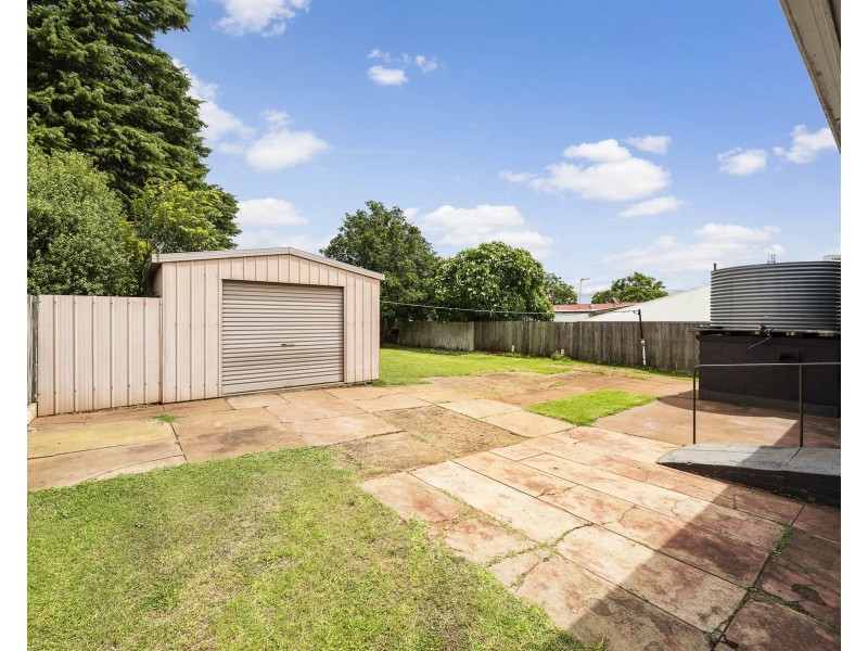 232 South Street, South Toowoomba QLD 4350