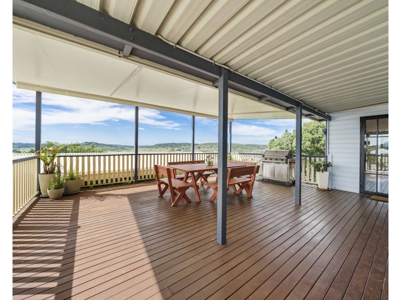 11 Lynda Court, Glencoe QLD 4352