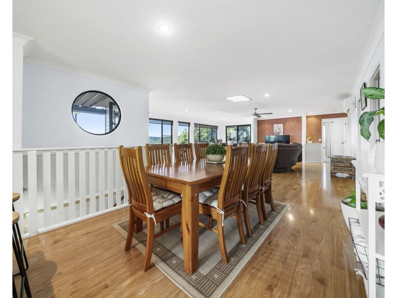11 Lynda Court, Glencoe QLD 4352