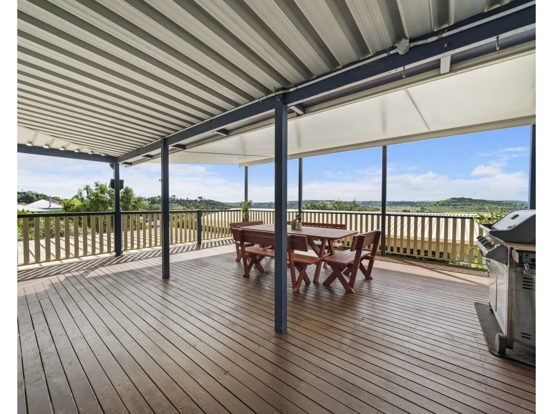 11 Lynda Court, Glencoe QLD 4352
